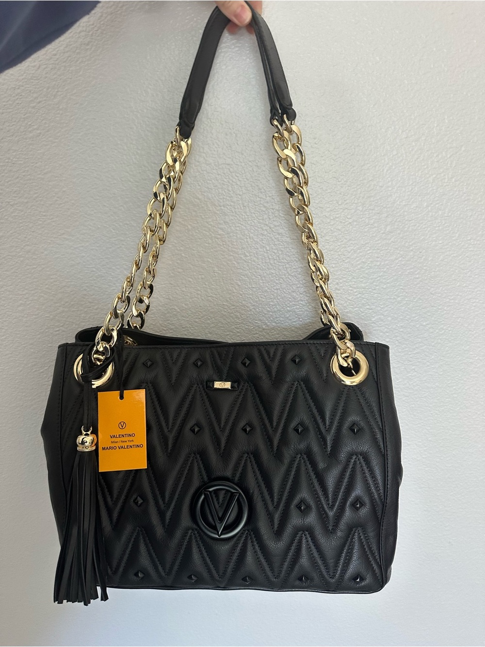 BRAND NEW!!! Valentino Black Quilted Leather Bag With Gold Chain